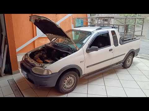 Fiat Strada/ Strada Working 1.5 mpi 8V CS 2002 Álcool