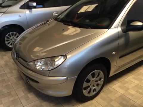 Peugeot 206 Holiday 1.4 8V 75cv 3p 2006 Gasolina